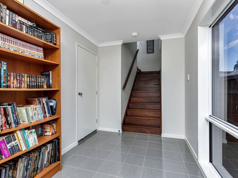 2 Protea Lane, Springfield Lakes QLD 4300