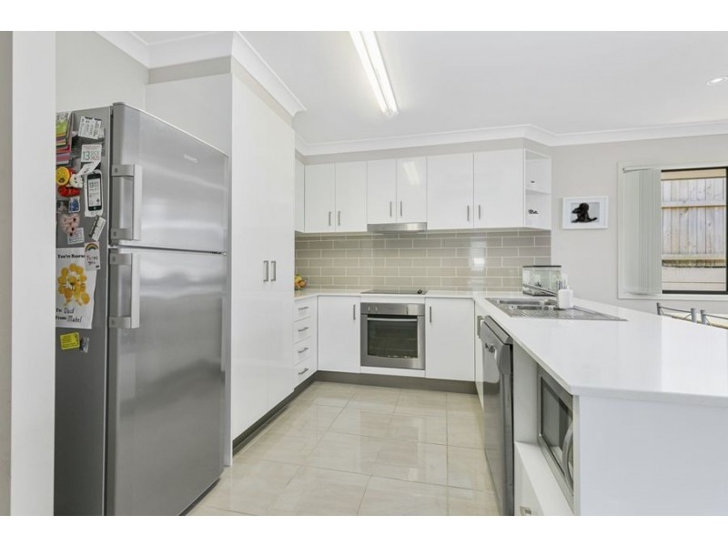 23 Banya Crescent, Springfield Lakes QLD 4300