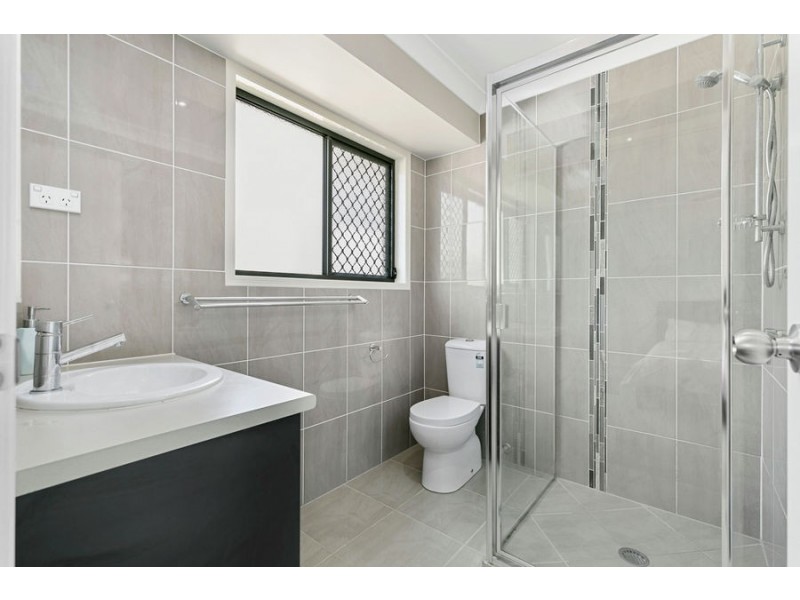 23 Banya Crescent, Springfield Lakes QLD 4300