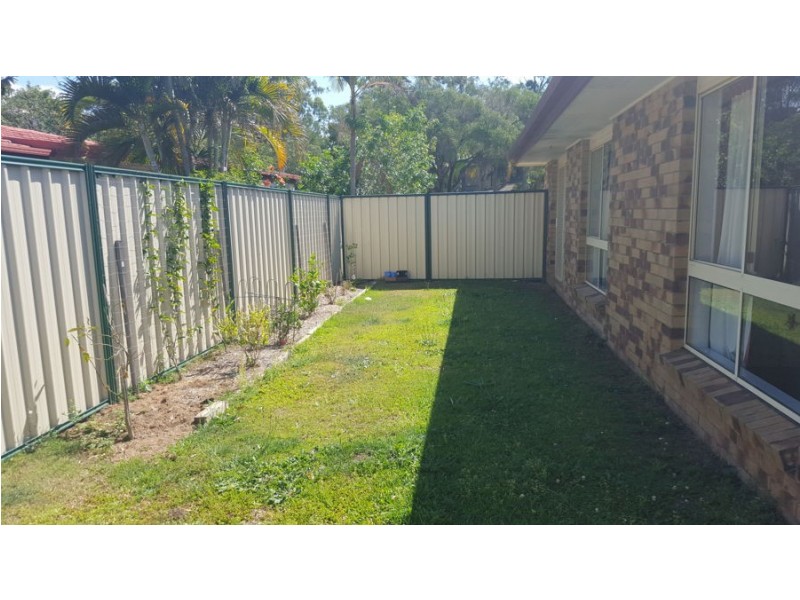 45 Emerald Drive, Regents Park QLD 4118