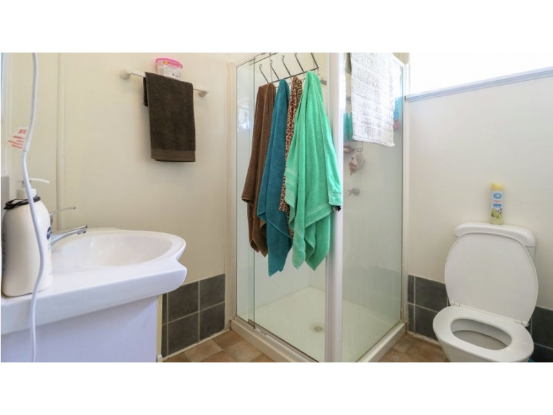 52 Old Toowoomba Road, One Mile QLD 4305