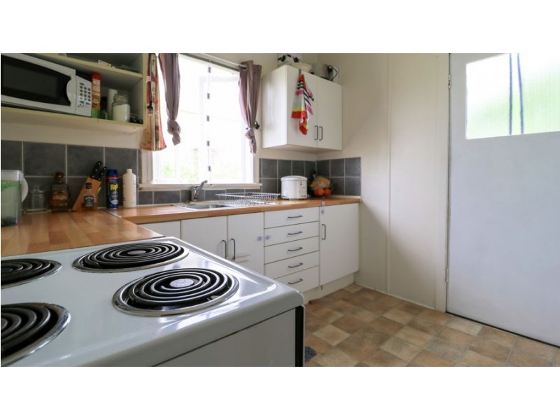 52 Old Toowoomba Road, One Mile QLD 4305