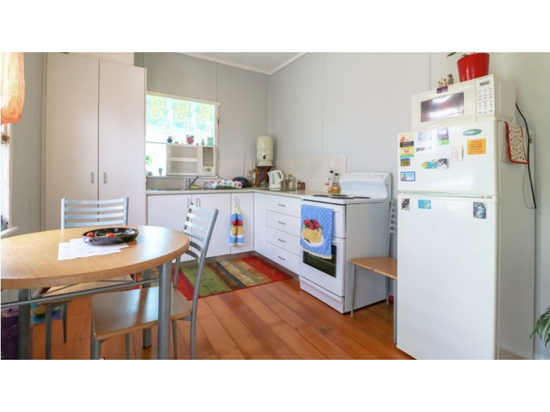 52 Old Toowoomba Road, One Mile QLD 4305