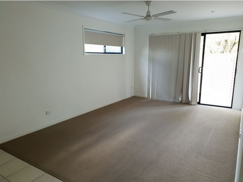 6/8 Macquarie Street, Booval QLD 4304