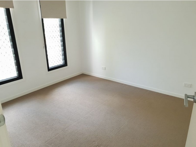 6/8 Macquarie Street, Booval QLD 4304