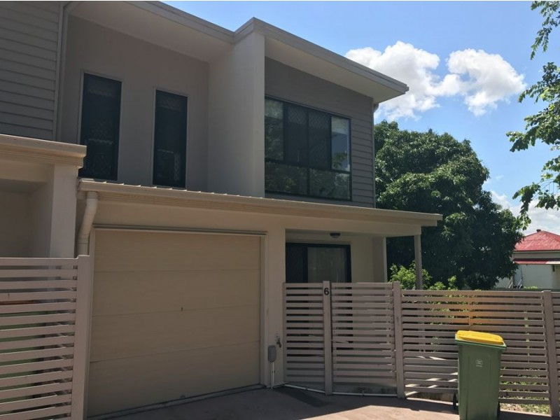 5/8 Macquarie Street, Booval QLD 4304