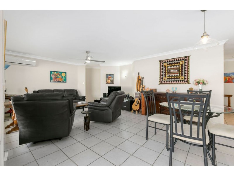 17 BANKSWOOD COURT, Camira QLD 4300