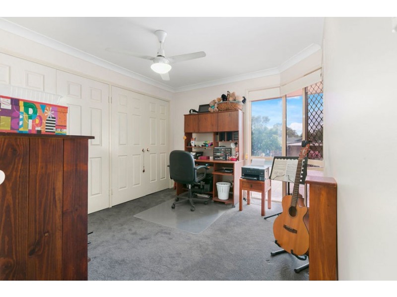 17 BANKSWOOD COURT, Camira QLD 4300