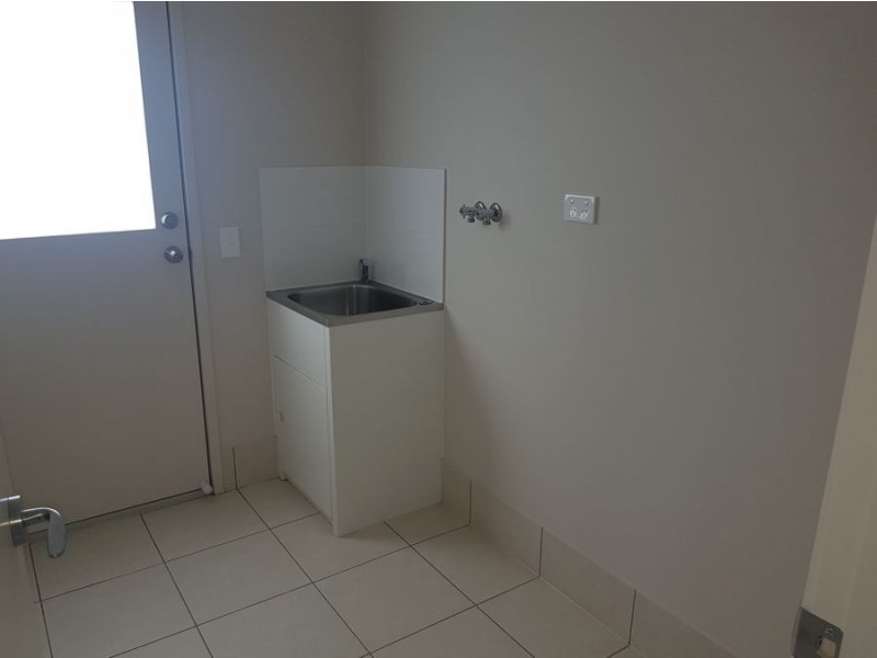 42 Capricorn Crescent, Springfield Lakes QLD 4300
