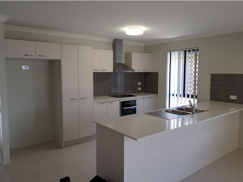 10 Culgoa Drive, Plainland QLD 4341
