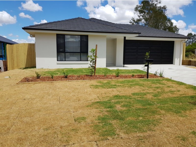 9 Clarence Place, Plainland QLD 4341