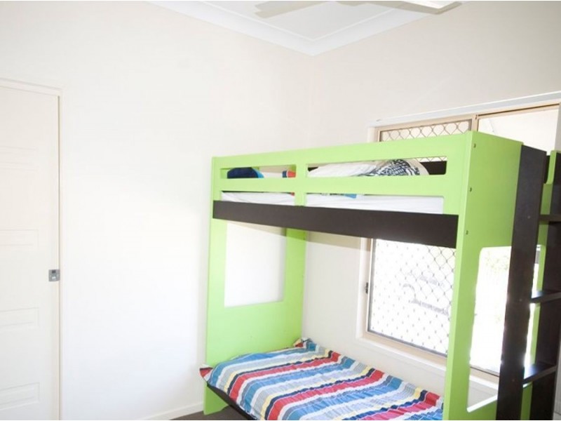 10 Park Edge Drive, Springfield Lakes QLD 4300