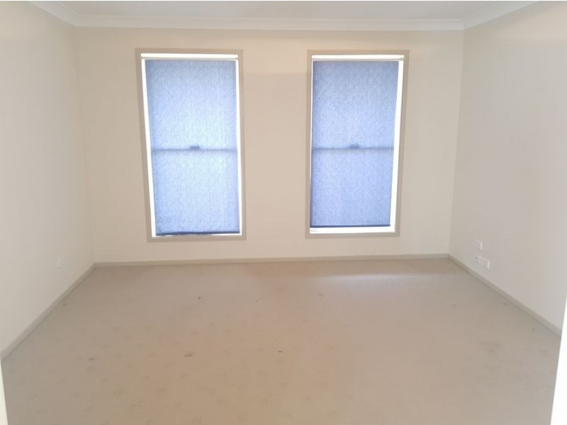 64 Carnarvon Avenue, Springfield Lakes QLD 4300