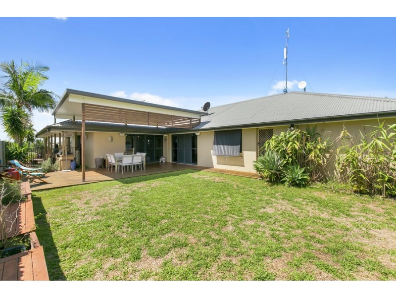 15 Shangrila Crescent, Springfield Lakes QLD 4300