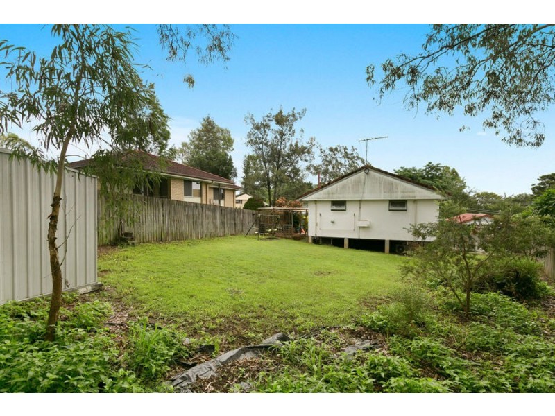 4 Lang Court, Goodna QLD 4300
