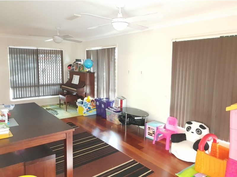 5 Ridge View Place, Springfield Lakes QLD 4300