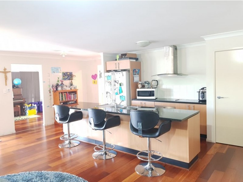 5 Ridge View Place, Springfield Lakes QLD 4300