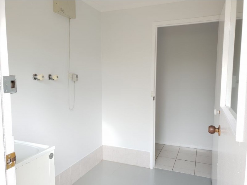 24 Haldham Crescent, Regents Park QLD 4118