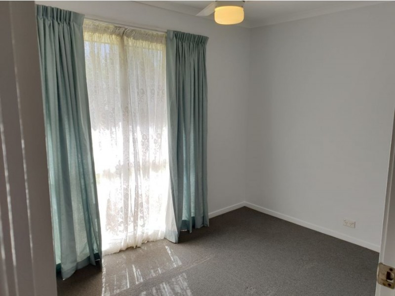 24 Haldham Crescent, Regents Park QLD 4118