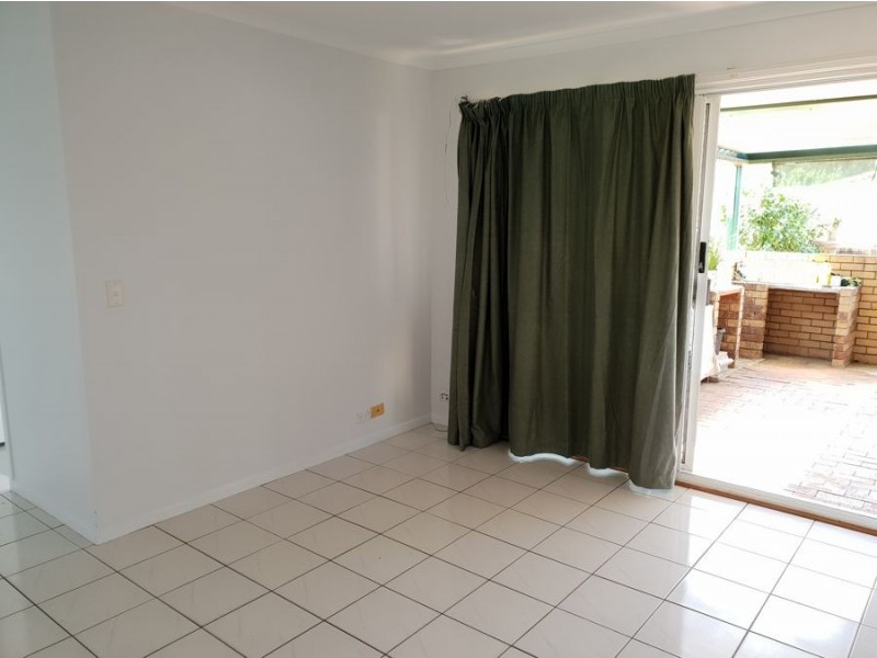 24 Haldham Crescent, Regents Park QLD 4118