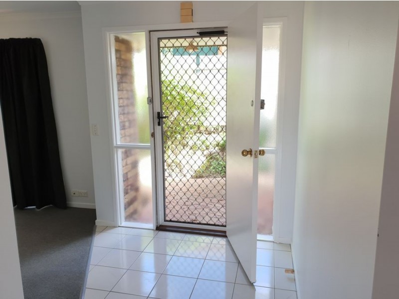 24 Haldham Crescent, Regents Park QLD 4118