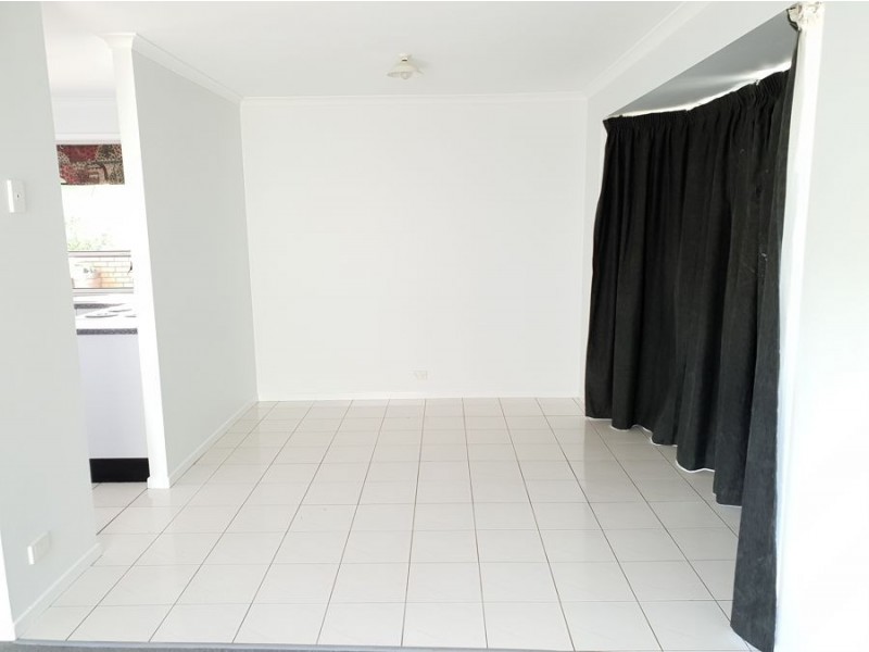 24 Haldham Crescent, Regents Park QLD 4118