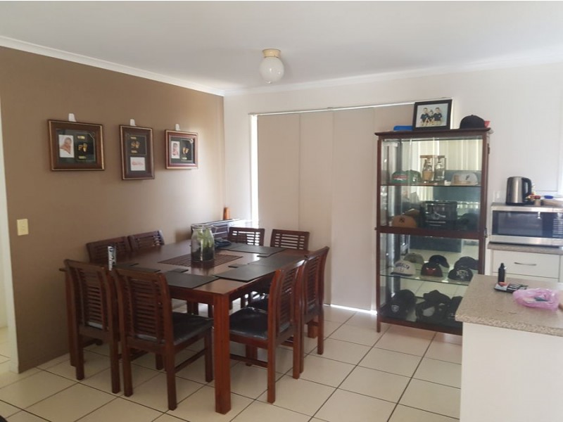 1/5 Broadfoot Drive, Goodna QLD 4300