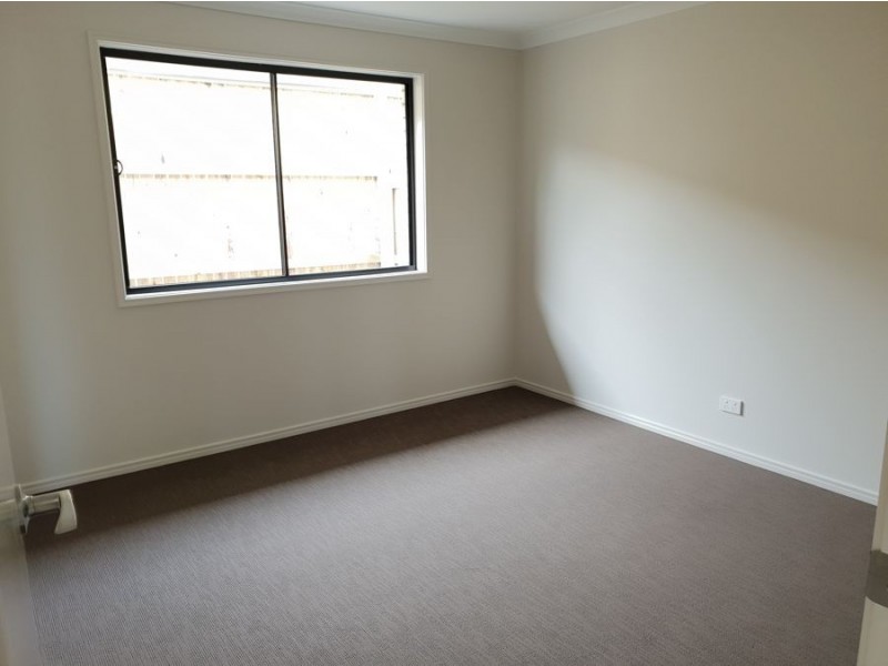 7B Hastings Avenue, Plainland QLD 4341