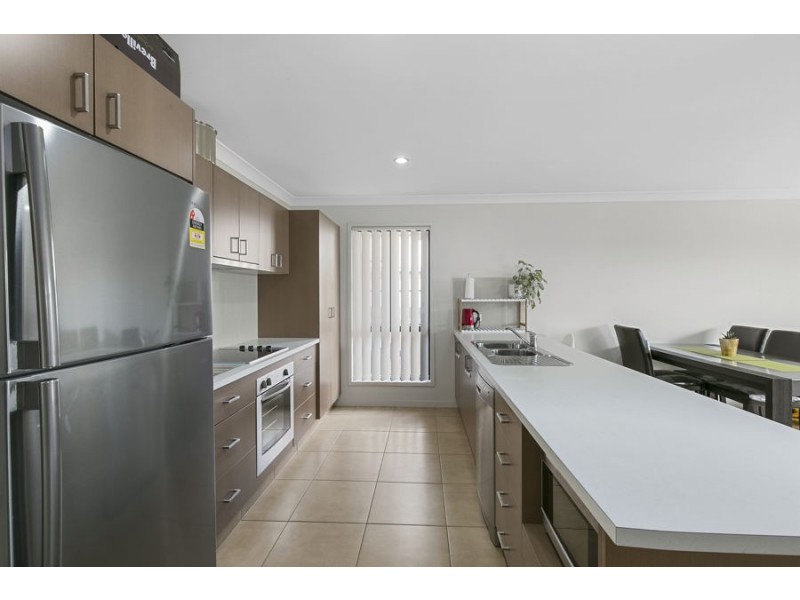 9 Moogerah Blvd, Redbank Plains QLD 4301