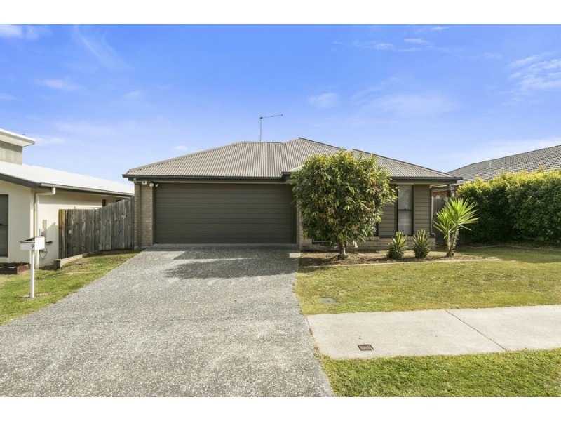 9 Moogerah Blvd, Redbank Plains QLD 4301