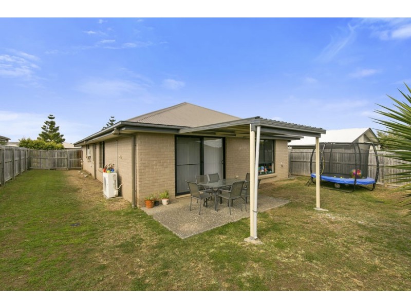 9 Moogerah Blvd, Redbank Plains QLD 4301