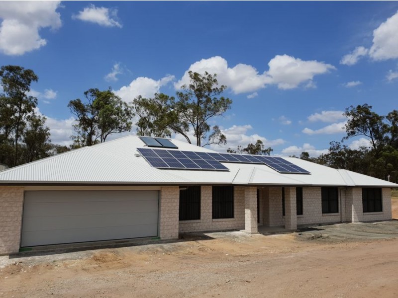 2 BRADLEY CLOSE, Laidley Heights QLD 4341