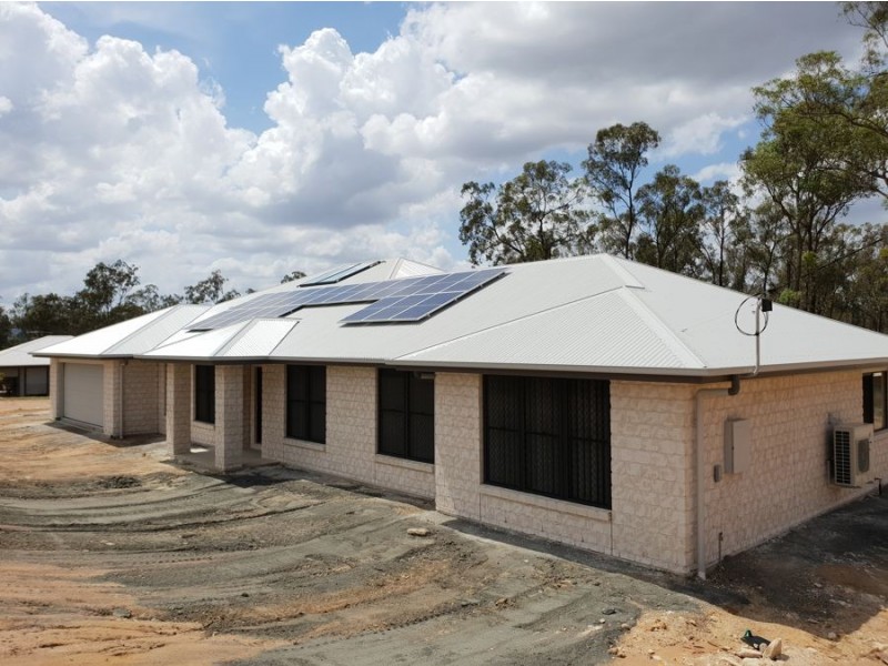2 BRADLEY CLOSE, Laidley Heights QLD 4341