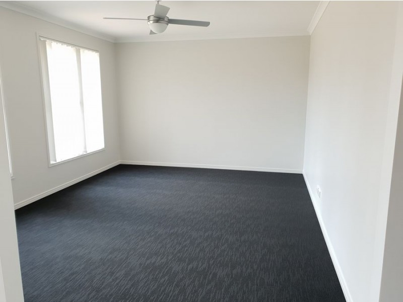 2 BRADLEY CLOSE, Laidley Heights QLD 4341