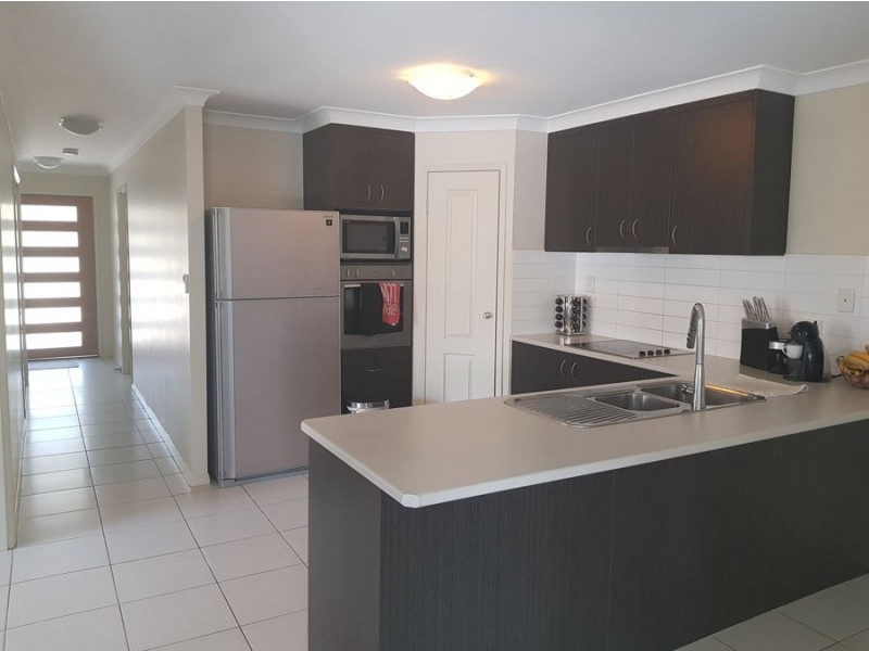 89 Cardena Drive, Augustine Heights QLD 4300