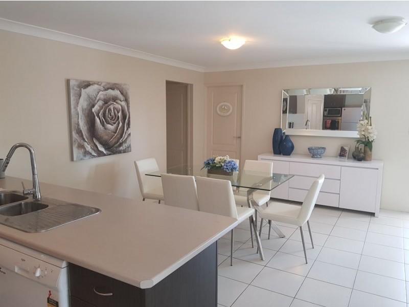 89 Cardena Drive, Augustine Heights QLD 4300