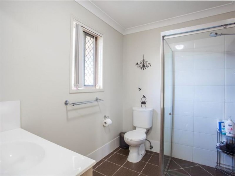 89 Cardena Drive, Augustine Heights QLD 4300