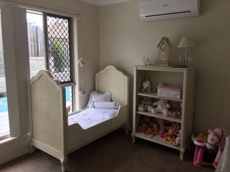 89 Cardena Drive, Augustine Heights QLD 4300