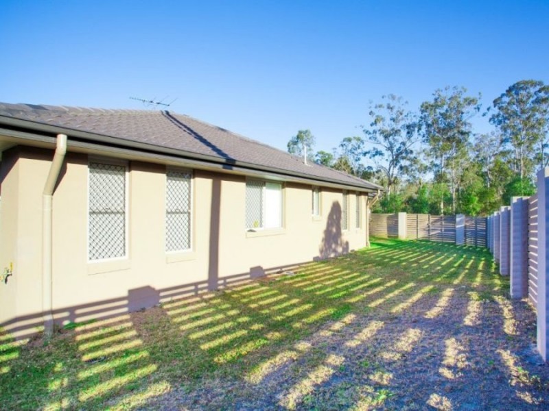 89 Cardena Drive, Augustine Heights QLD 4300