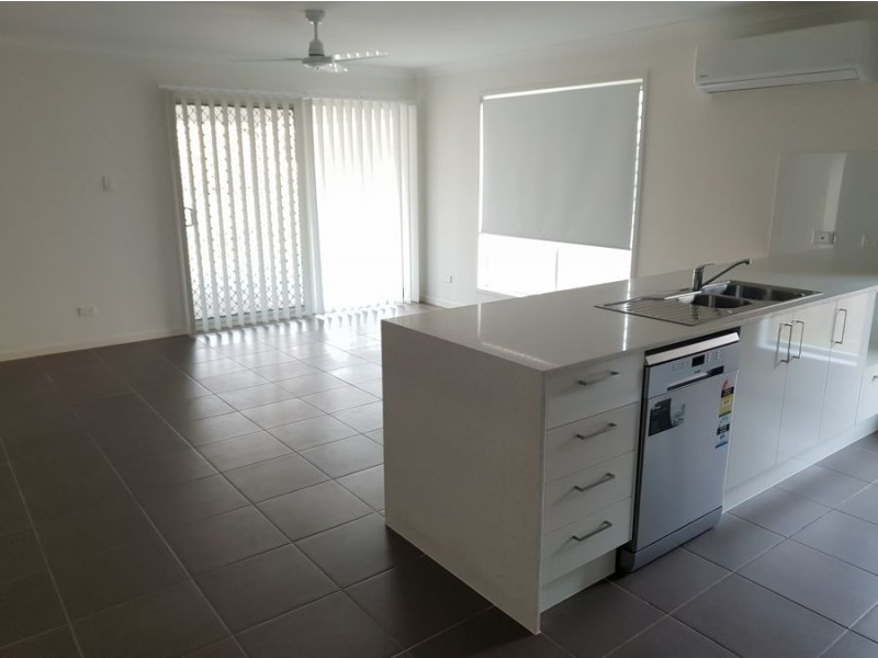 9 Foxtail Road, Ripley QLD 4306