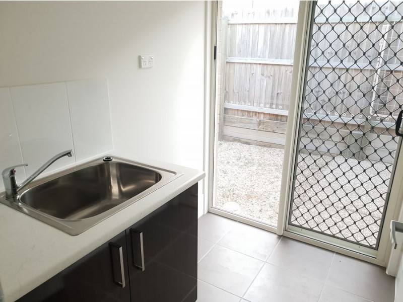 9 Foxtail Road, Ripley QLD 4306