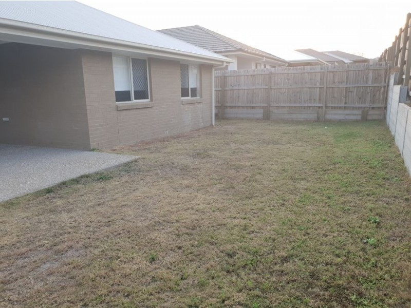 9 Foxtail Road, Ripley QLD 4306