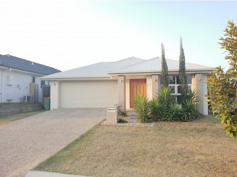 9 Foxtail Road, Ripley QLD 4306