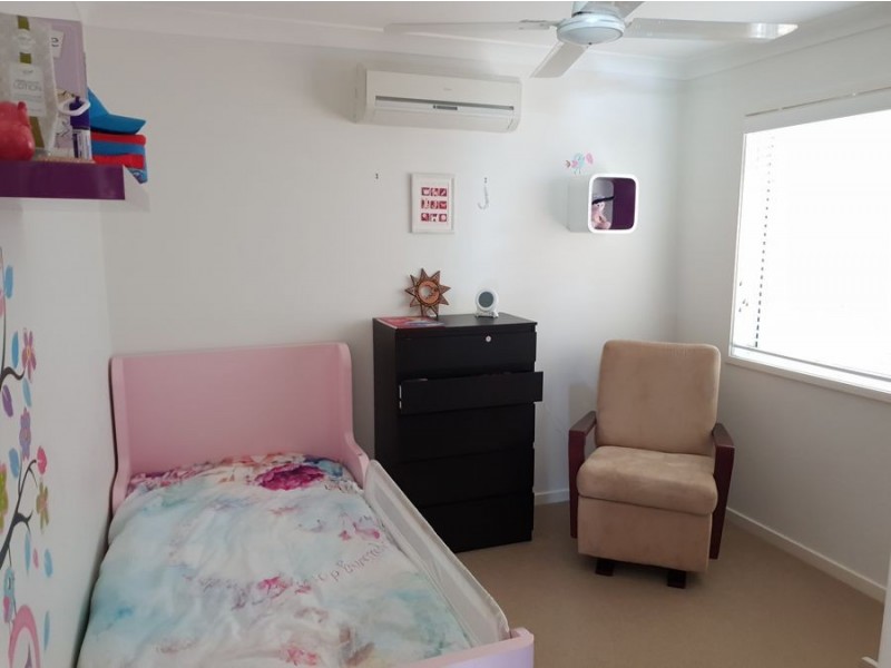 5 Rosella Crescent, Springfield Lakes QLD 4300