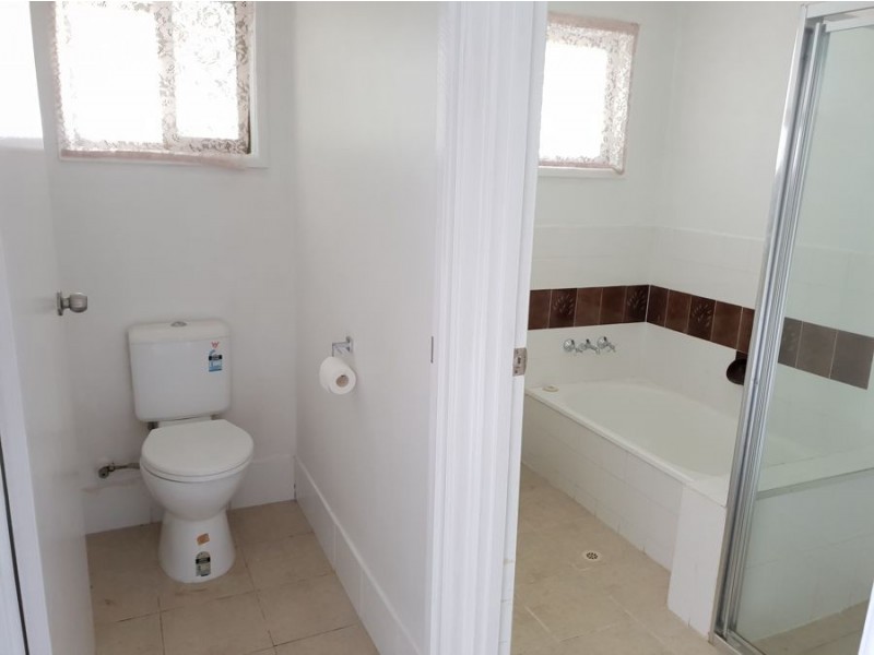31 Monash Road, Loganlea QLD 4131