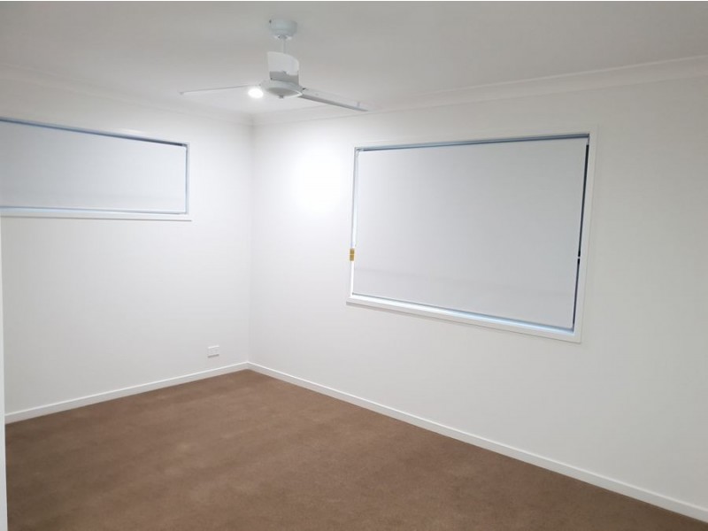 18 Sunbury Street, Pallara QLD 4110