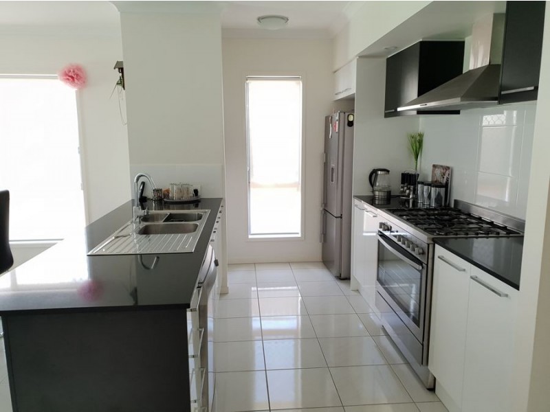 11 Foxtail Road, Ripley QLD 4306