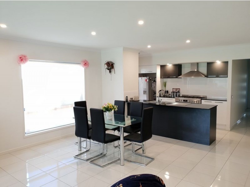 11 Foxtail Road, Ripley QLD 4306