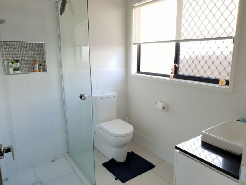 11 Foxtail Road, Ripley QLD 4306