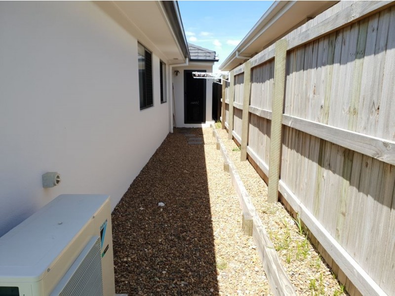 11 Foxtail Road, Ripley QLD 4306